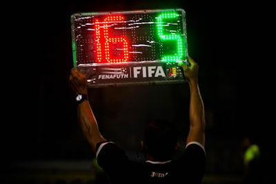 الأهليوالهلالصراعالعمالقةفيالدوريالسعوديللمحترفين