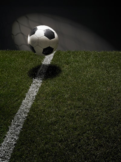 من فاز بدوري أبطال أوروبا عام 2000؟